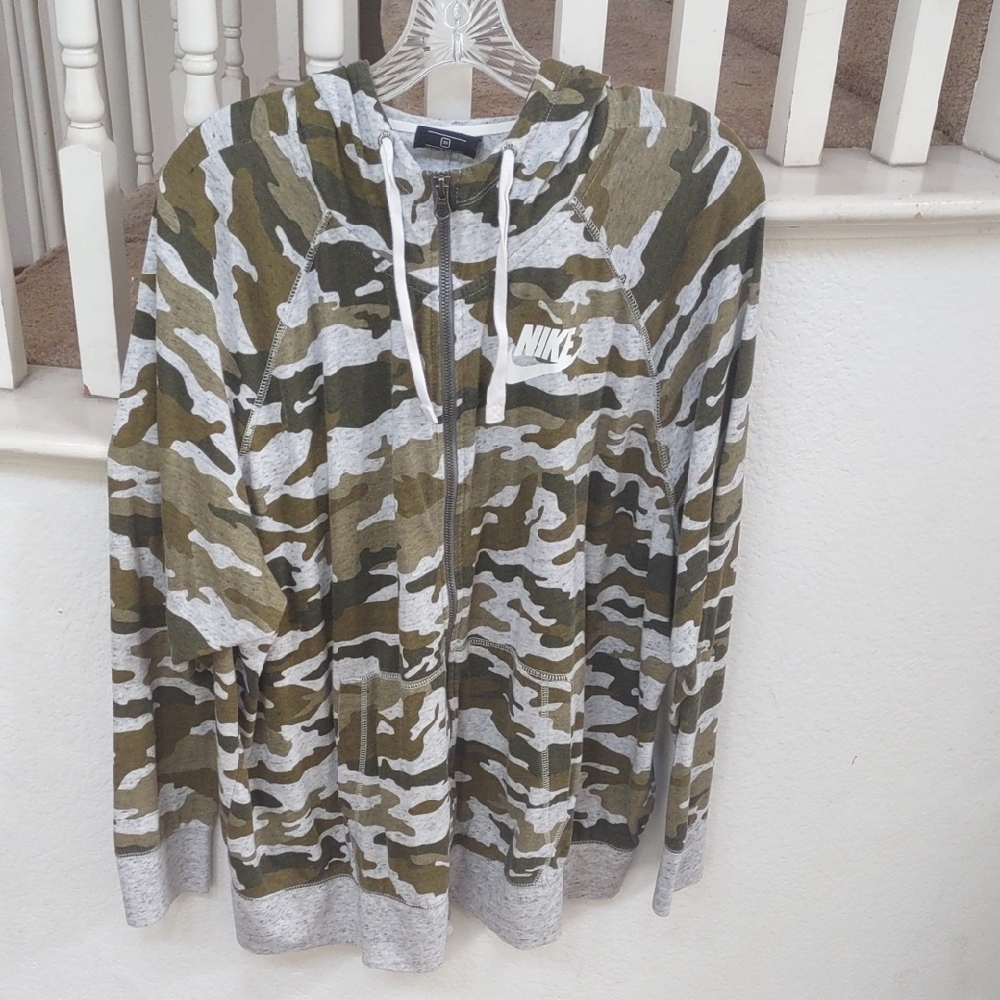 Nike Camouflage Full-Zip Hoodie, Size 3x